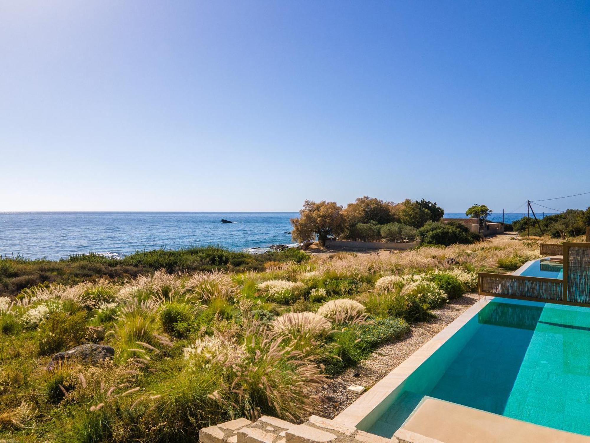 Salvia Luxury Collection Suites Frangocastelo Exterior photo